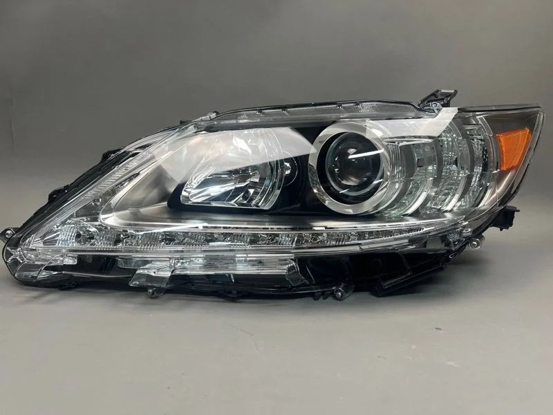Фара Lexus ES 2012-2015 8118533B60 6, передняя левая