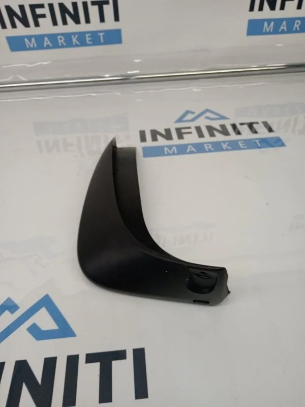 Брызговик задний левый NISSAN NOTE E11 HR16DE