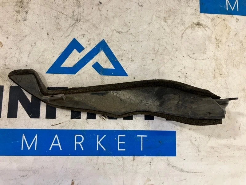 Пыльник заднего бампера левый INFINITI M37 Y51