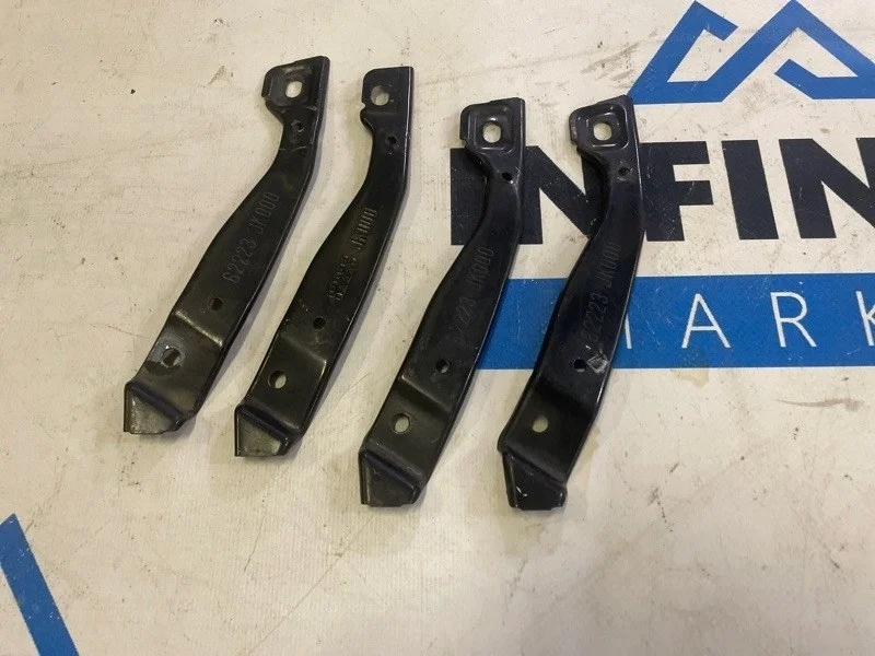 Кронштейн бампера передний левый INFINITI G35 V36