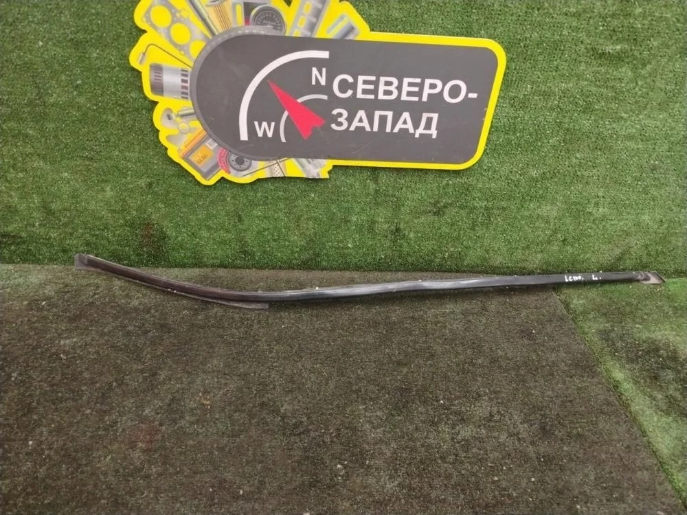 Молдинг лобового стекла Toyota Land Cruiser 1998 7553460021 HDJ100 1HDFTE, левый