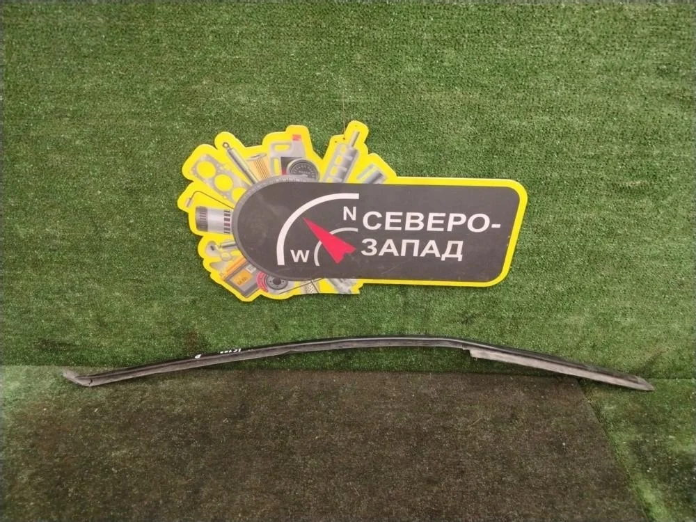 Молдинг лобового стекла Toyota Land Cruiser 1998 7553360031 HDJ100 1HDFTE, правый