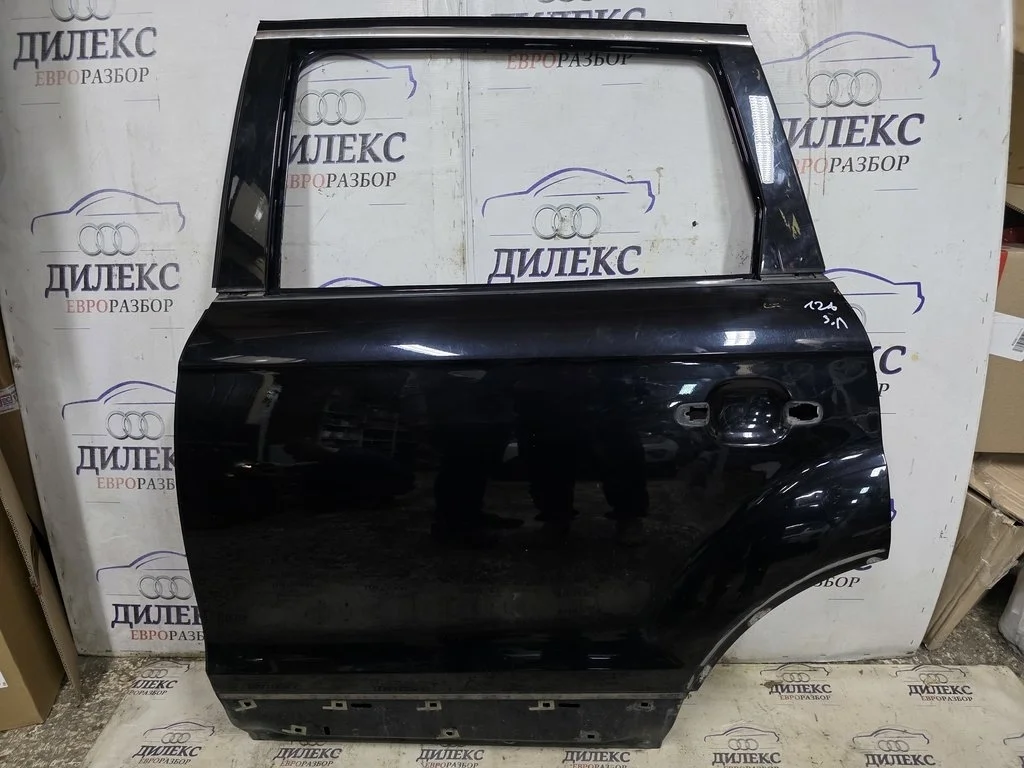 дверь Audi Q7 2005-2015 L R