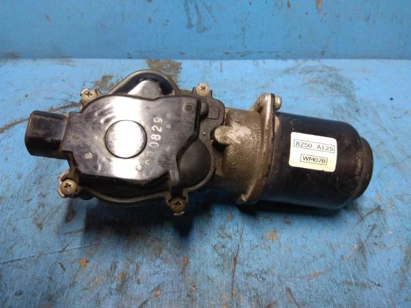 Мотор стеклоочистителя Mitsubishi L200 2007-2014