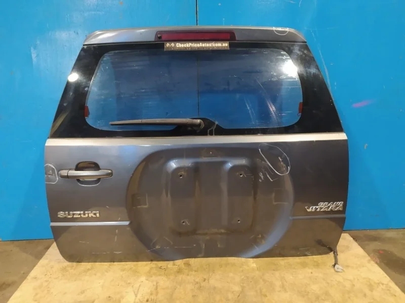Крышка багажника Suzuki Grand Vitara 2 2005-2015