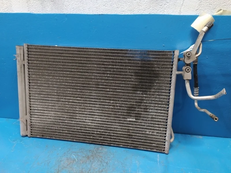 Радиатор кондиционера BMW 1-Series 2004-2007