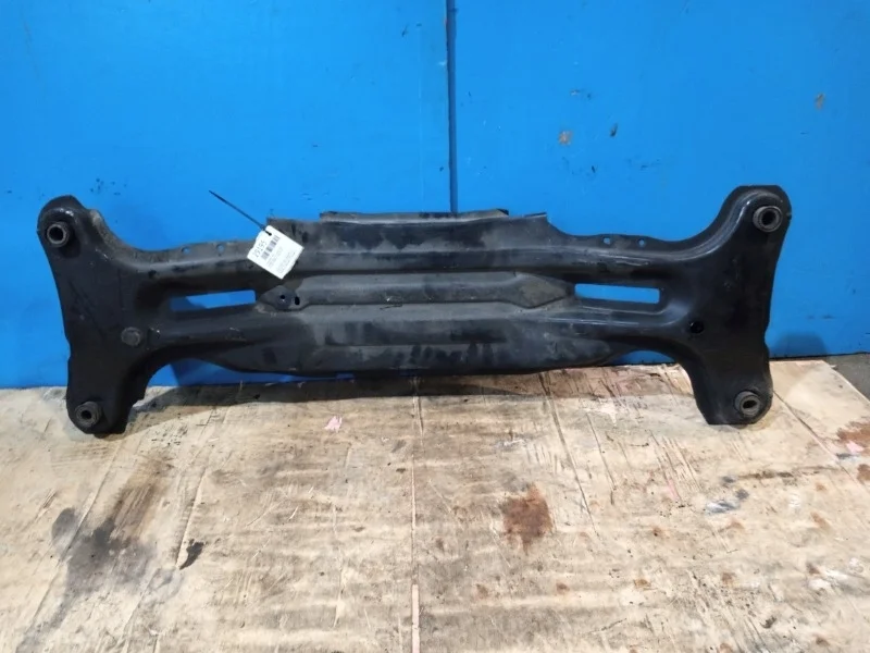 Подрамник Toyota Camry XV30 2000-2005