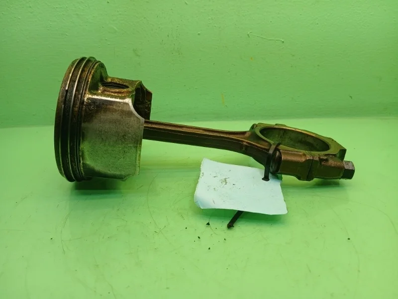 Поршень с шатуном Mitsubishi Montero 3 2000-2006