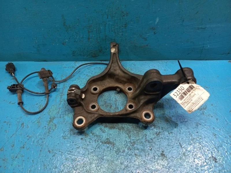 Кулак поворотный Mazda CX-5 2011-2017