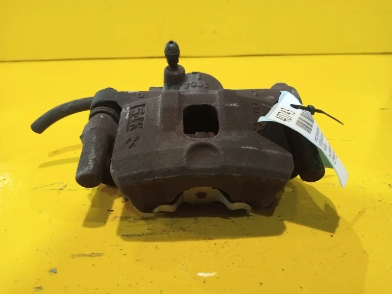 Суппорт тормозной Mitsubishi Outlander 1 2003-2007