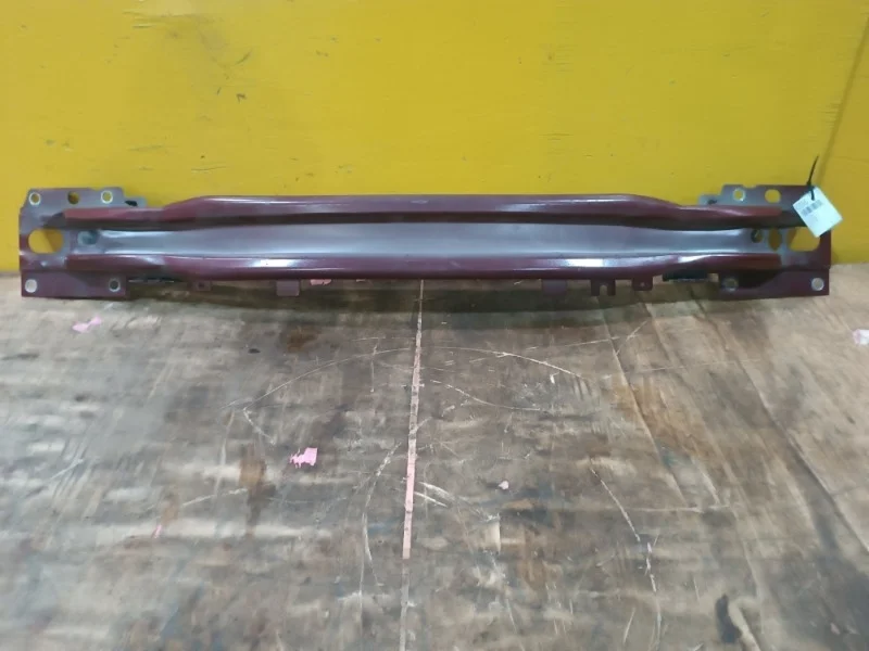 Усилитель бампера Volvo S60 2010-2013