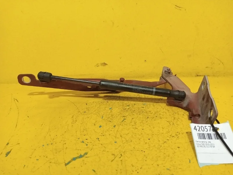 Петли капота Volvo S60 2010-2013