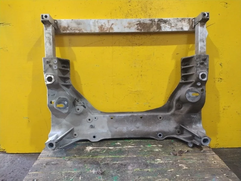 Подрамник Infiniti QX70, FX 2008-2013