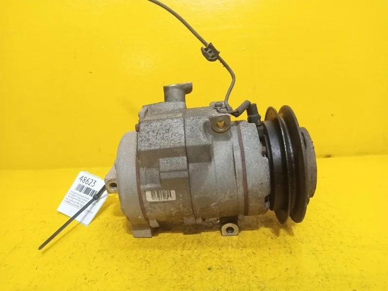 Компрессор кондиционера Mitsubishi Pajero 4 2006-2017