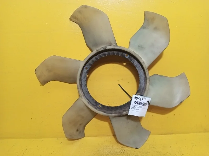 Крыльчатка вентилятора Mitsubishi Pajero 4 2010-2017