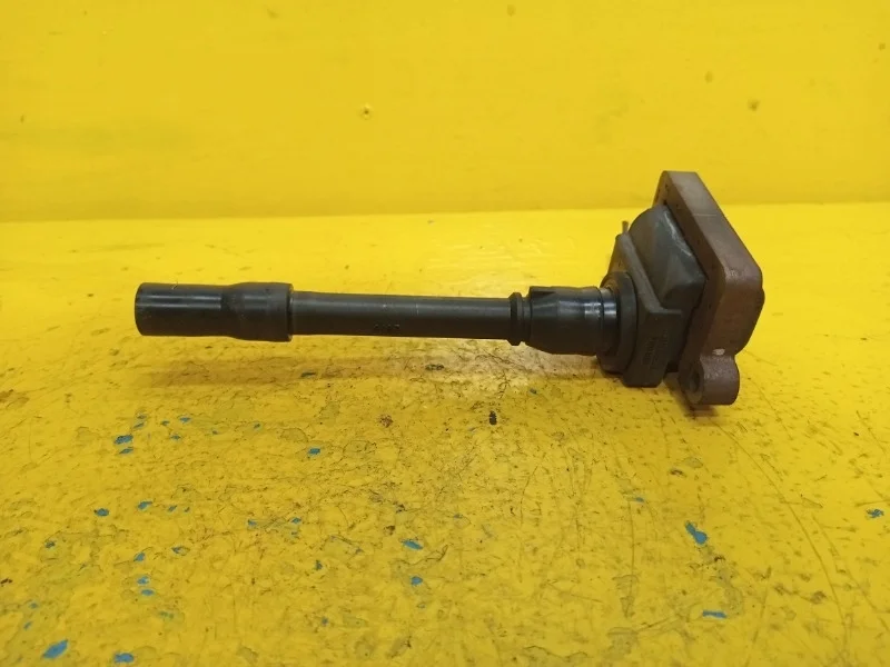 Катушка зажигания Mitsubishi Pajero 3 2000-2006