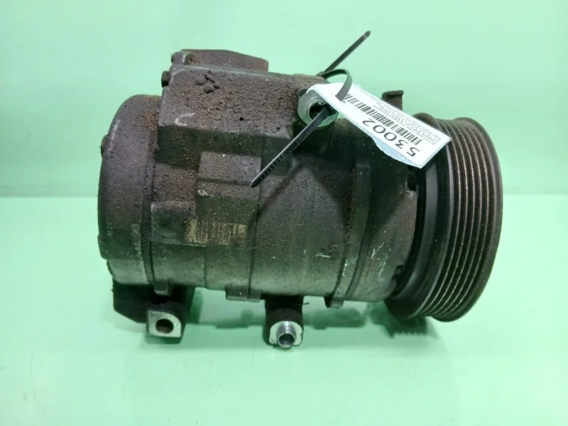 Компрессор кондиционера Mazda MPV 1999-2006