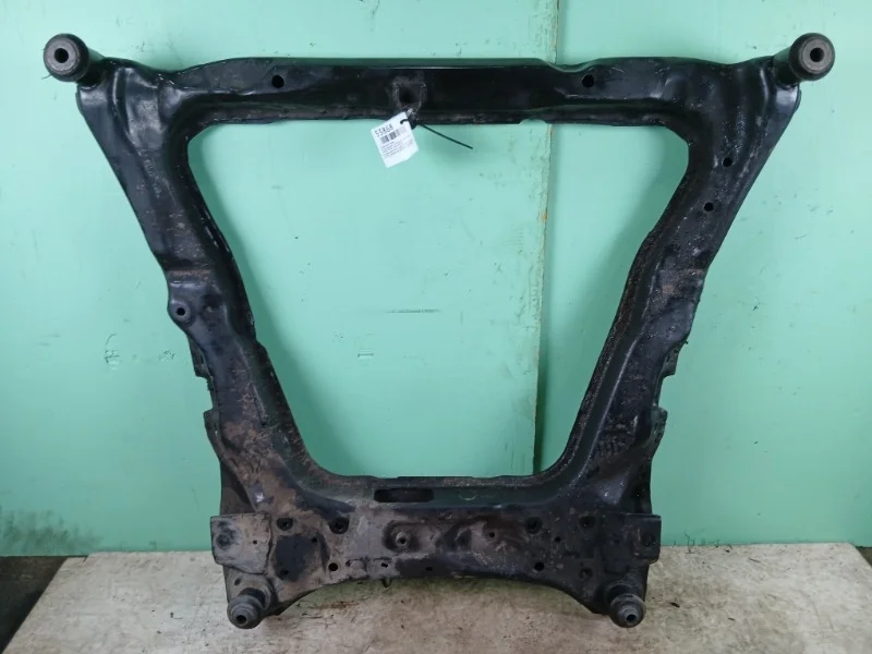 Подрамник Nissan Qashqai J10 2006-2014