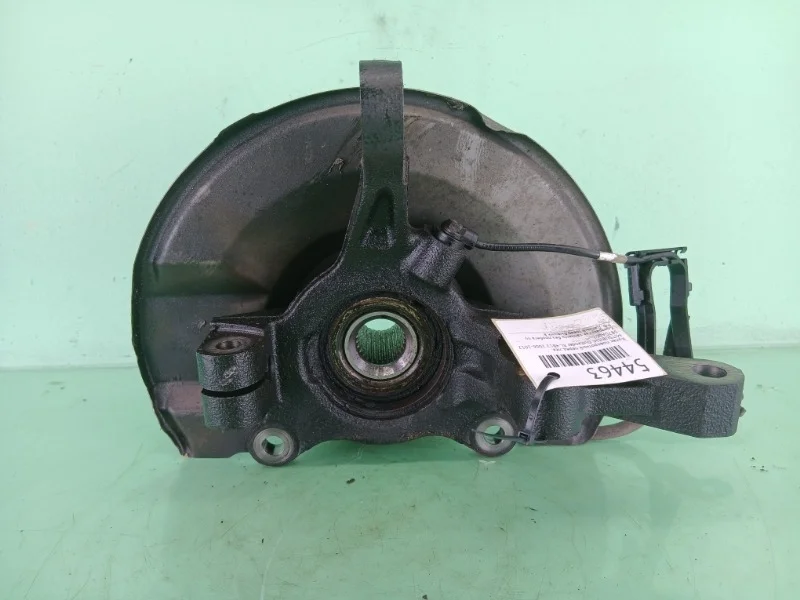 Кулак поворотный Mitsubishi Outlander XL 2006-2012