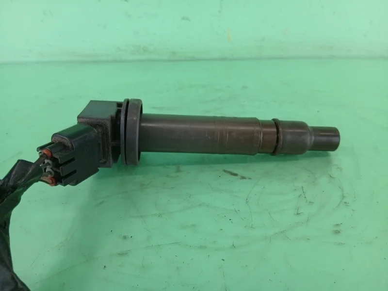 Катушка зажигания Toyota Land Cruiser Prado 2002-2009