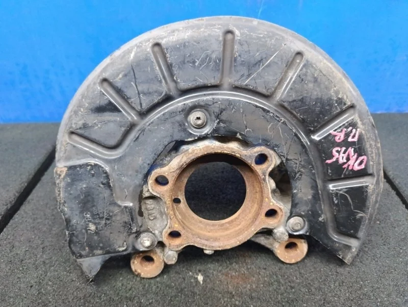 Кулак поворотный Skoda Octavia A5 2004-2013 1K0407256AA 1Z, передний правый