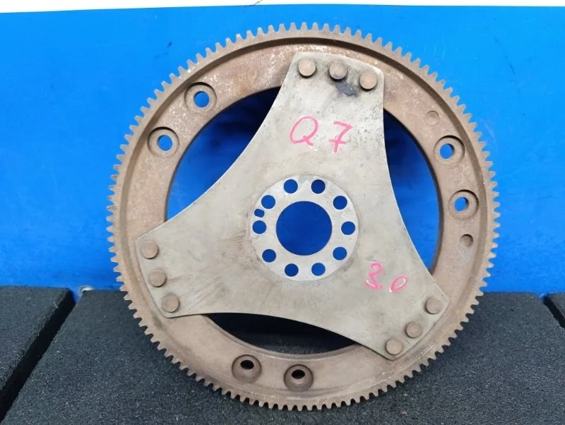 Маховик Audi Q7 2005 - 2015 2008 059105323T