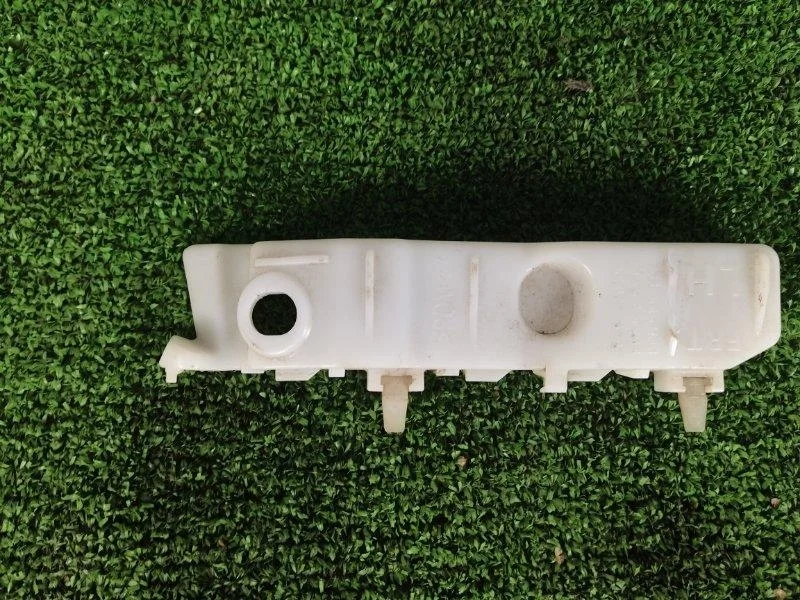 Кронштейн бампера Kia Cerato 2008-2013