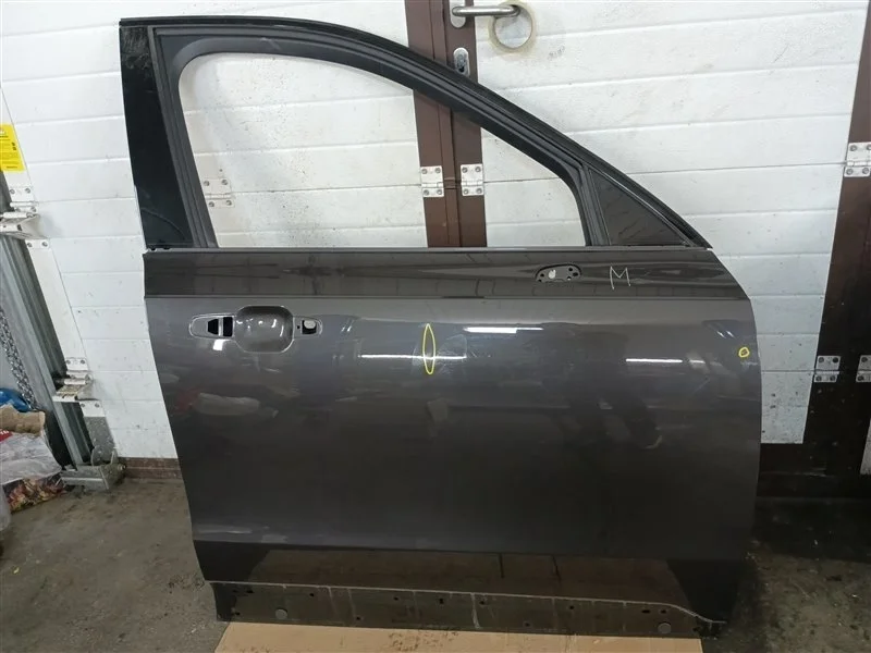 Дверь Volvo XC90 2023 32133217 B420T, передняя правая