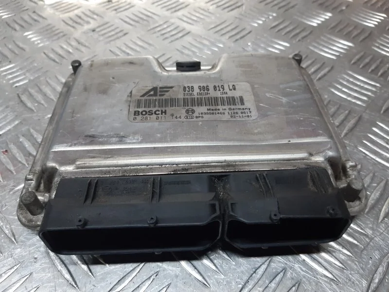 Эбу Volkswagen Sharan