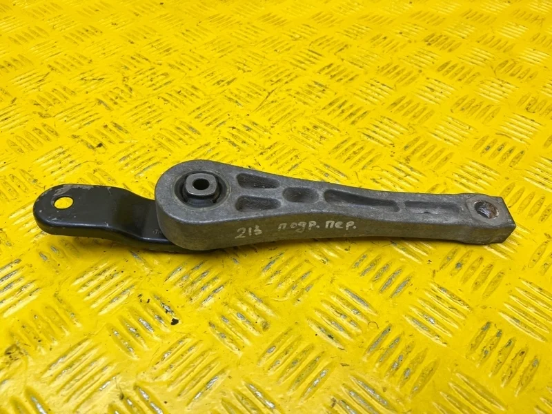 Опора двигателя Volkswagen Passat 7 2011 3C0199855J B7 2.0 CFFB, задняя