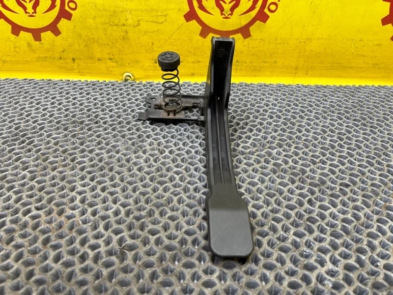 Ручка открывания капота Renault Megane 2014 656030006R 3 1.5 DCI (K9K)