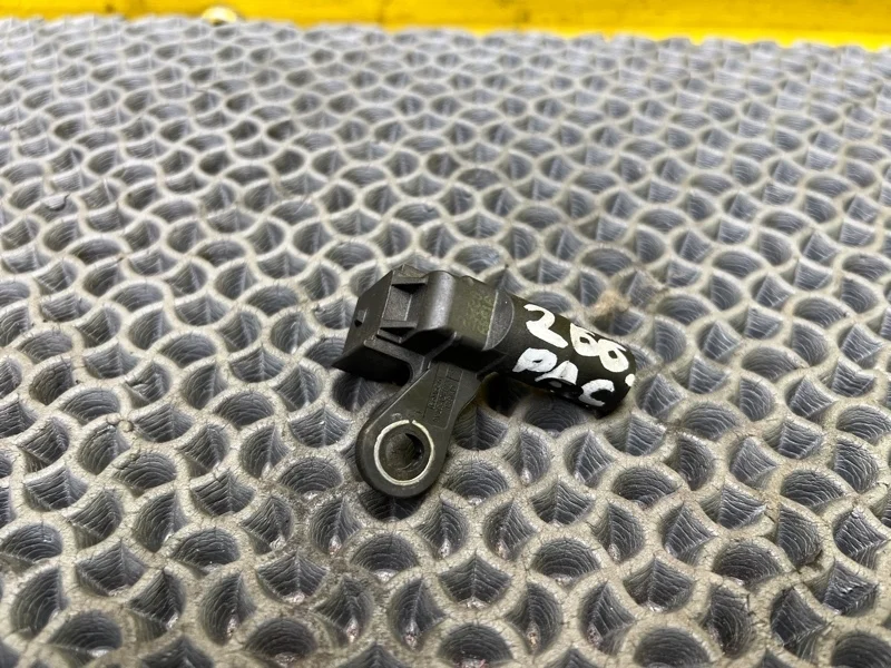 Датчик положения распредвала Jaguar XF 2010 JDE8188 X250 3.0 V6 TC(306DT)