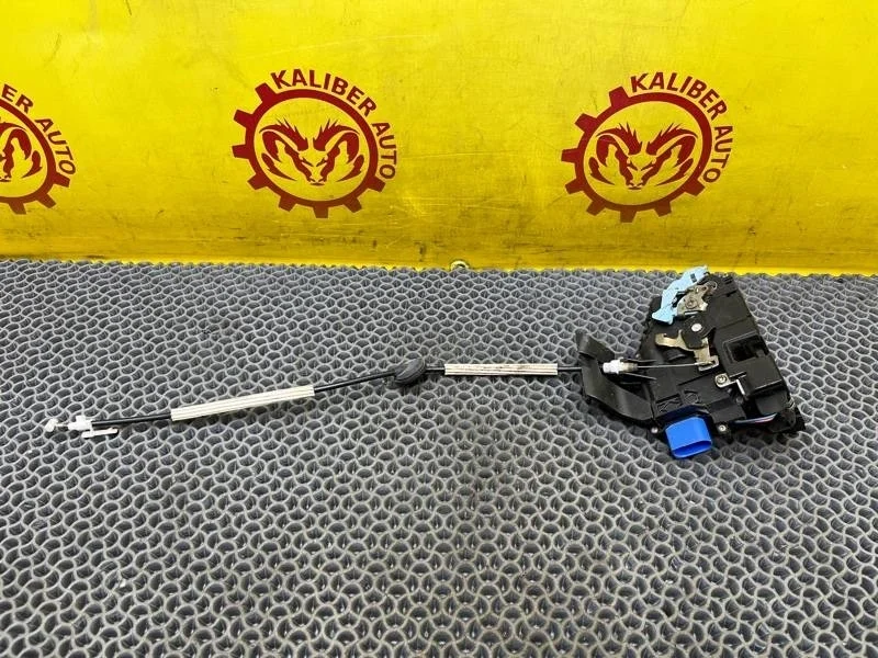 Замок двери Volkswagen Touareg 2006 3D2837016S 7LA 2.5 BAC, передний правый