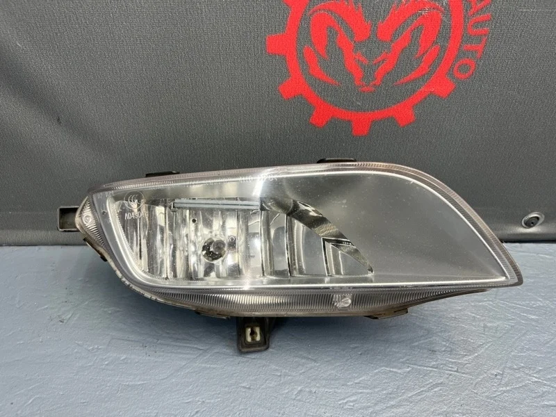 Фара противотуманная Hyundai Grand Starex/H1 2012 922024H000 2.5 D4CB, передняя правая