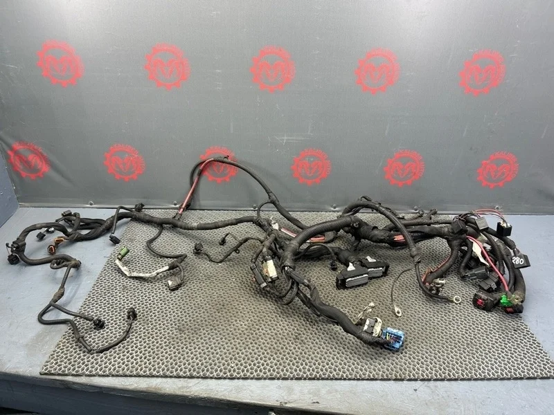 Проводка двигателя chrysler Voyager 5/Grand Caravan 2008 4869599AJ 2.8 ENS