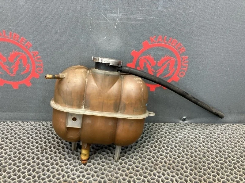 Бачок расширительный chrysler Voyager 5/Grand Caravan 2008 4809228AC 2.8 ENS