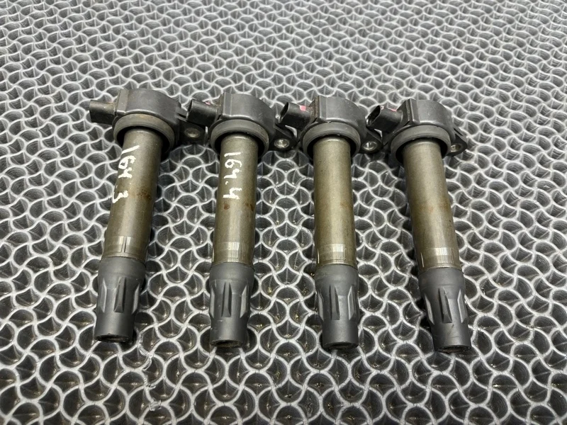 Катушка зажигания Dodge Journey 2009 4606824AB 2.4 ED3