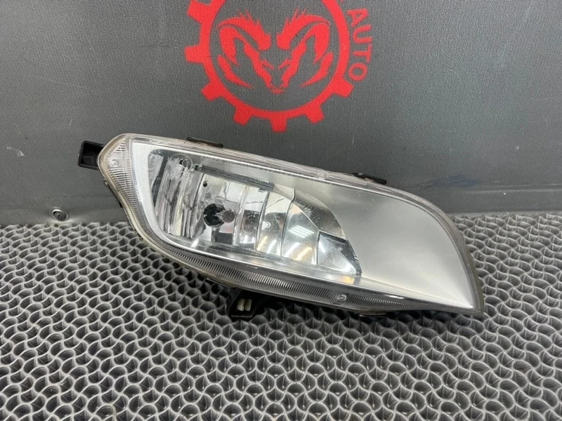 Фара противотуманная Hyundai Grand Starex/H1 2011 922024H000 2.5 D4CB A743025, передняя правая