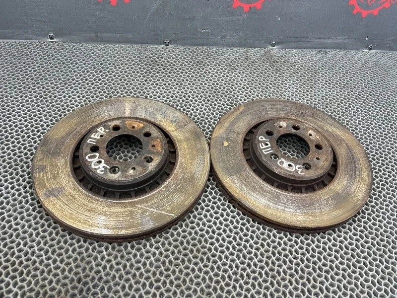 Диски тормозные Volvo XC90 2011 31400893 2.4 D5244T4, передние