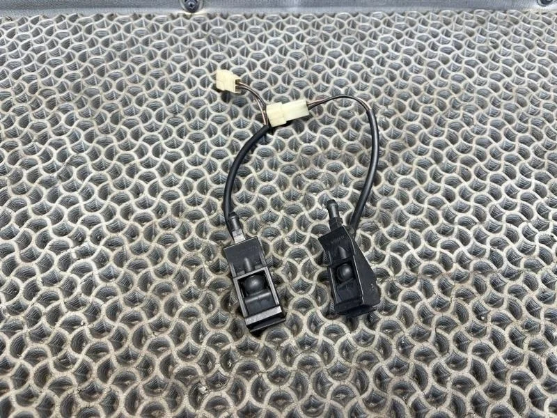 Форсунки омывателя стекла Volkswagen Touareg 2004 6E0955986B 7LA 2.5 BAC 033884