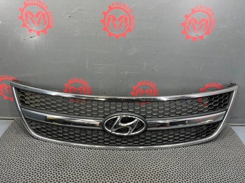 Решетка радиатора Hyundai Grand Starex/H1 2008 865604H000 2.5 D4CB 8377905