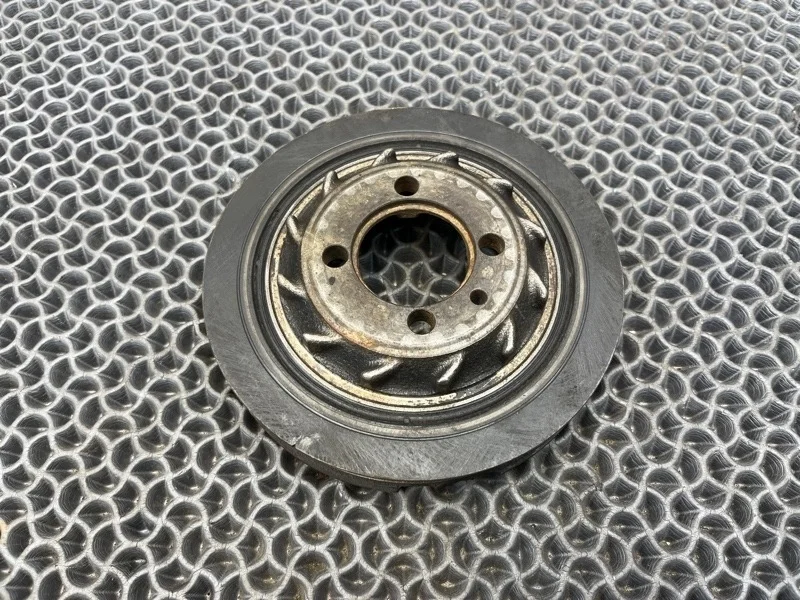 Шкив коленвала Mitsubishi Outlander 2003 MD376059 1 2.4 4G64