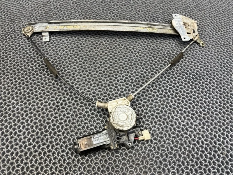 Стеклоподъемник Mitsubishi Pajero 2 1995 MR135165 3.5 6G74, передний левый