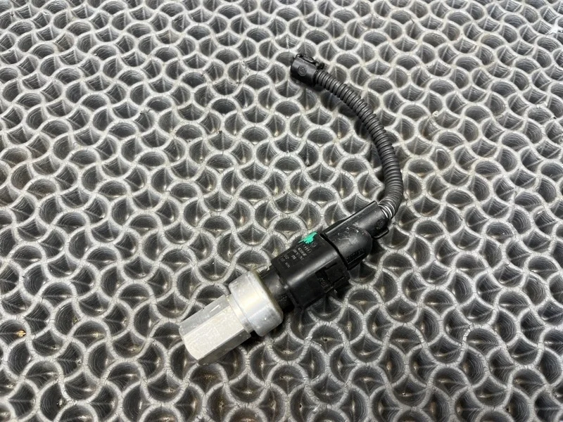 Датчик кондиционера Volkswagen Touareg 2006 1K0959126A 7LA 2.5 BAC