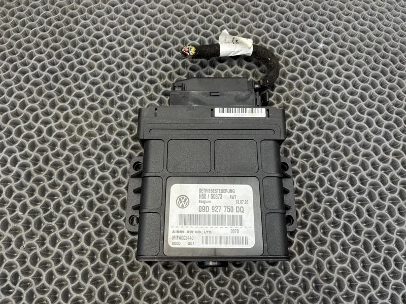 Блок управления АКПП Volkswagen Touareg 2006 09D927750DQ 7LA 2.5 BAC