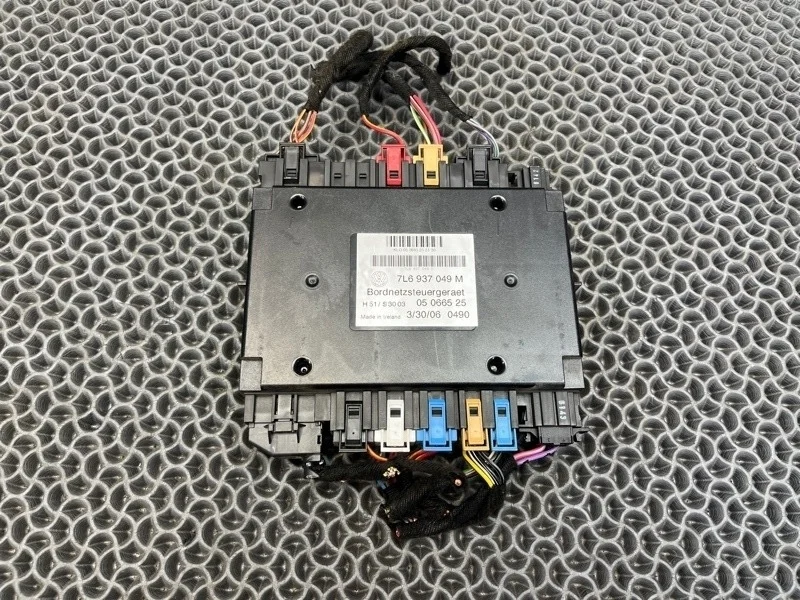 Блок комфорта Volkswagen Touareg 2006 7L6937049N 7LA 2.5 BAC