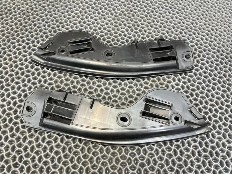 Кронштейн бампера Volkswagen Touareg 2007 7L6807393B 7L6 3.0 BKS, задний