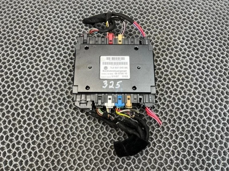 Блок комфорта Volkswagen Touareg 2007 7L6937049AJZ0A 7L6 3.0 BKS