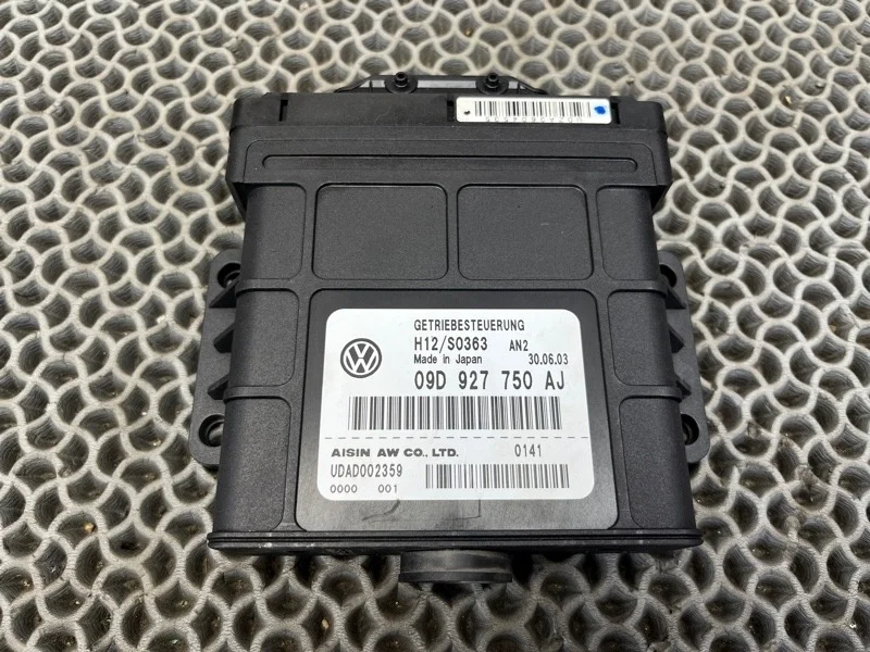 Блок управления АКПП Porsche cayenne S 2003 09D927750AJ 955 4.5 M48.00