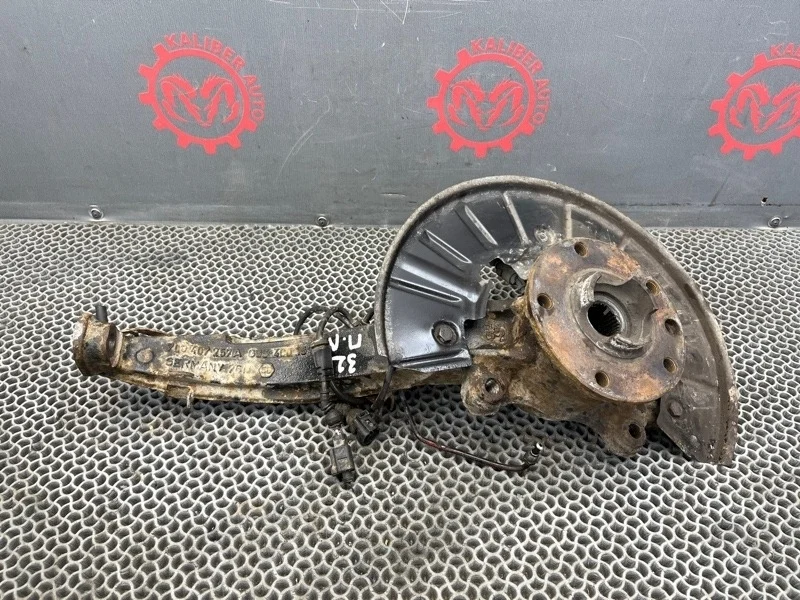 Кулак поворотный Porsche cayenne S 2003 7L0407257A 955 4.5 M48.00, передний левый